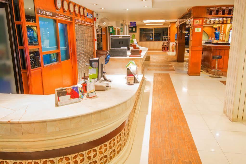 Boss Suites Pattaya Ngoại thất bức ảnh